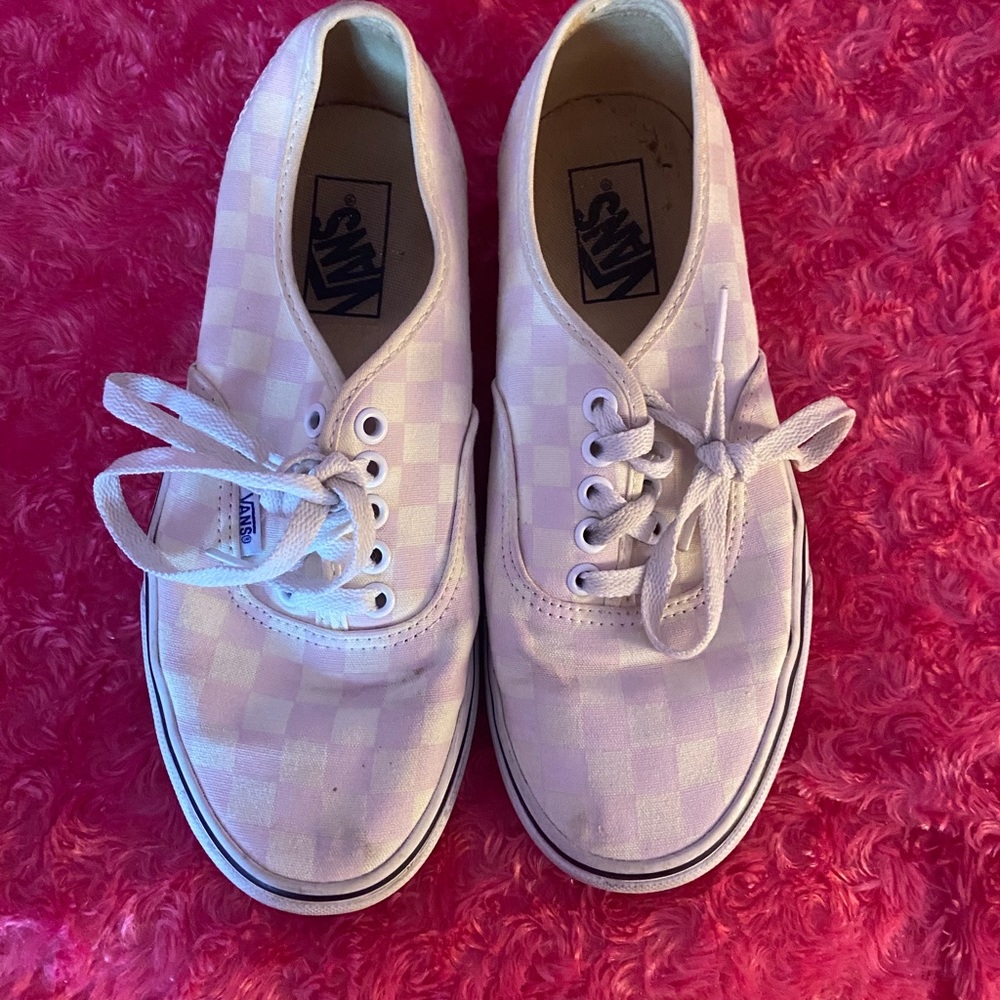 Checkered pink vans